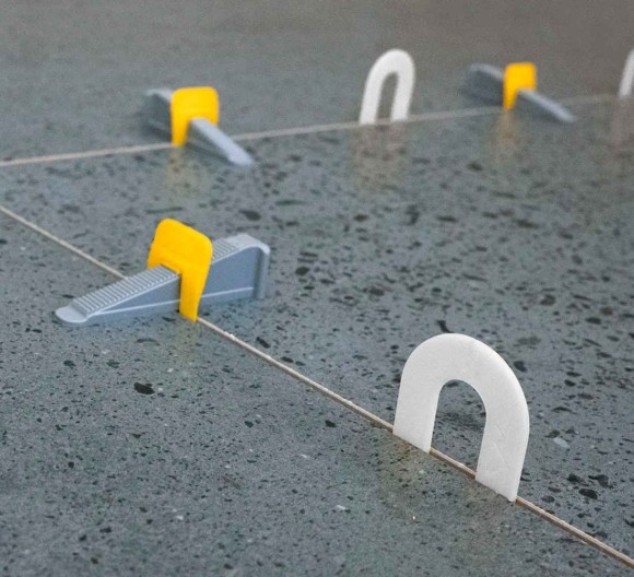 TLS-Profi Подкова для плитки 1,5 мм 100 шт. (TLSZA172022)