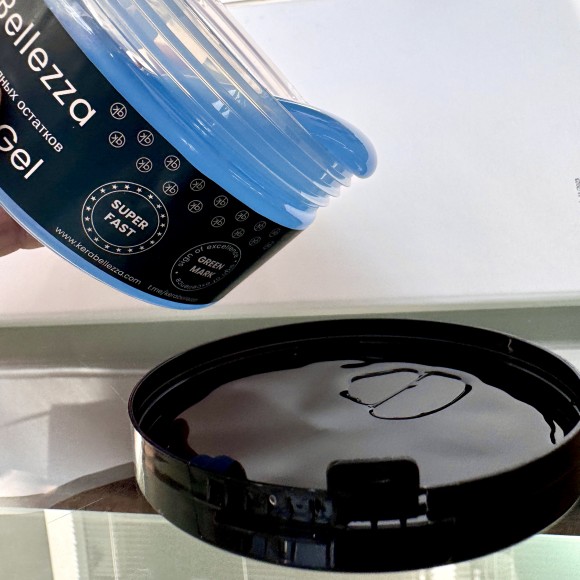 KeraBellezza Extra Cleaner Gel Гель-паста для удаления застарелых остатков эпоксидной затирки, 200 г. KeraBellezza Extra Cleaner Gel Гель-паста для удаления застарелых остатков эпоксидной затирки, 200 г.